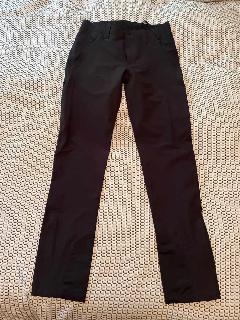 NWT Patagonia Women’s Crestview Pants - Black - Size 4 - Slim Fit. Hiking pants